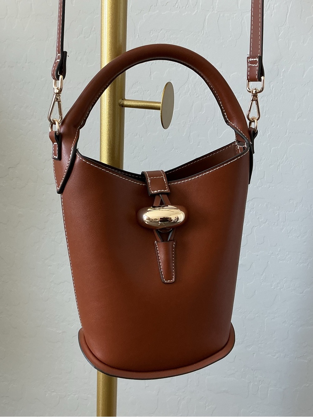 Brown Vegan Leather Bucket Bag Gold Hardware - Picture 5 of 6